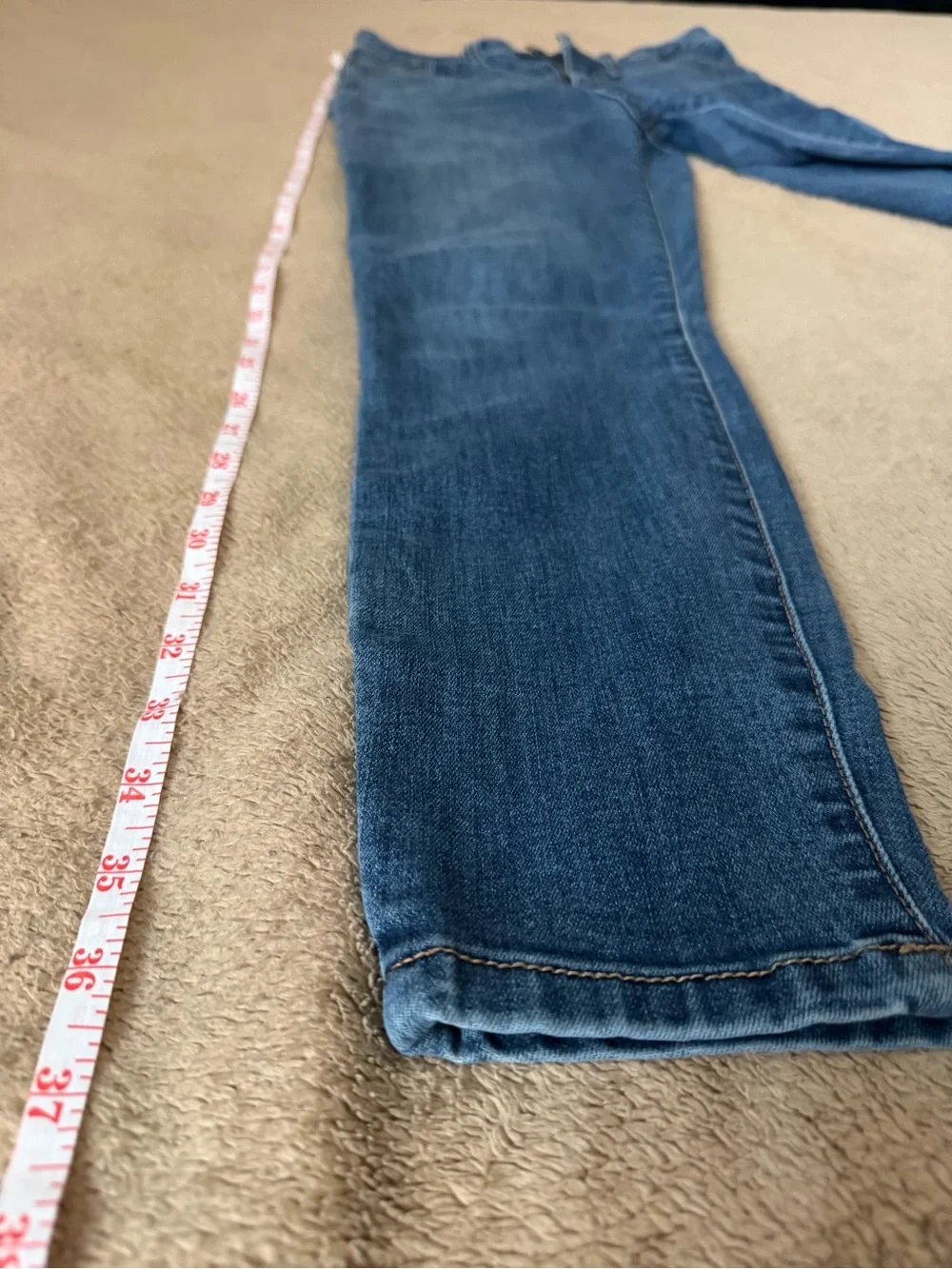 Guess High-Rise Straight-Leg Jeans in Medium Blue Wash